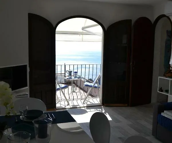 Charming Place 2 Taormina