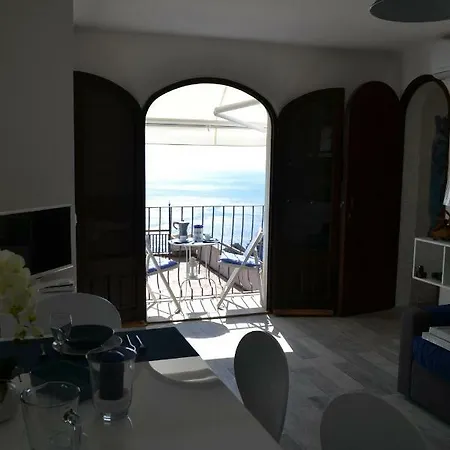 Charming Place 2 Taormina