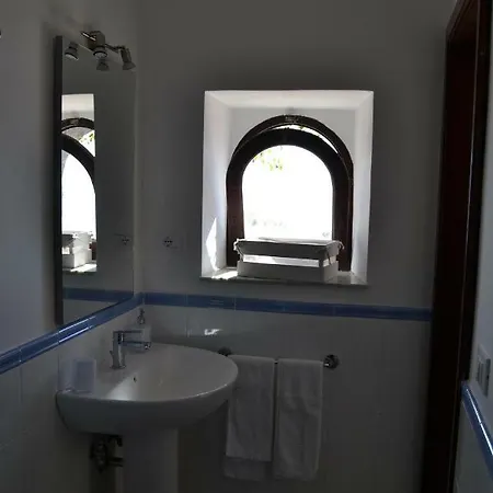 Apartment Charming Place 2 *